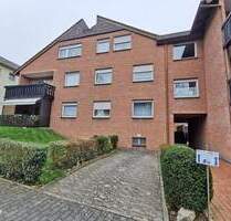 Ruhige Lichtdurchflutete Gartenparterre mit Terrasse und Tiefgaragenplatz in Höxter