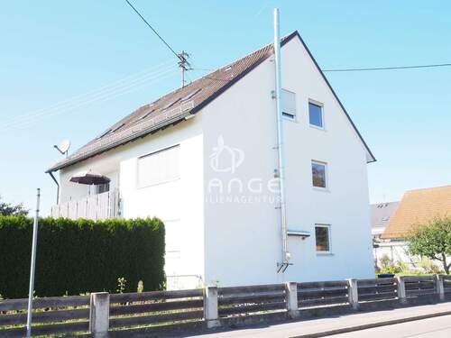 Aussenansicht - 3 Zimmer Etagenwohnung in Holzheim