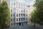 Hausansicht - Altbauwohnung mit Hofgarten in Laufweite zum KaDeWe