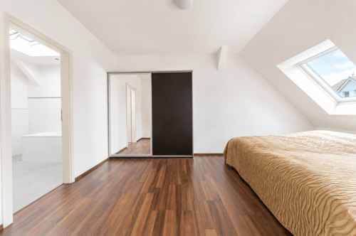 Hauptschlafzimmer mit En-Suite-Bad - 