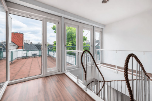 Balkon - 7 Zimmer Etagenwohnung in Berlin