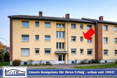 12956 LooseImmo Titel mit Pfeil und Logo - Renovierungsbedürfte 3 Zi.-Wohnung in Stockelsdorf sucht Handwerker.