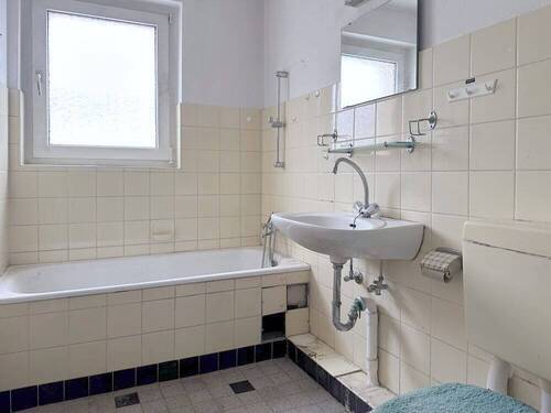 12956 LooseImmo Wannenbad - 