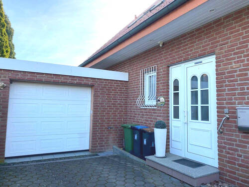 Eingang Erdgeschoss - 6 Zimmer Mehrfamilienhaus, Wohnhaus zum Kaufen in Bünde