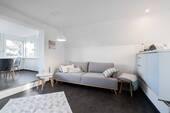 Wohnraum - 3 Zimmer Mehrfamilienhaus, Wohnhaus zum Kaufen in Saal