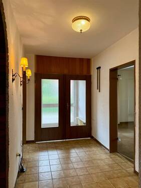 Schlafzimmer mit Balkon (DG) - 