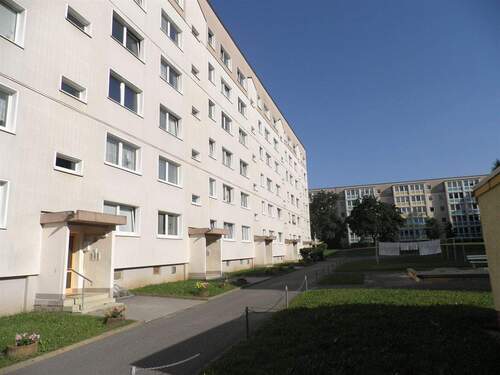 Ansicht 1 - Große Wohnung sucht neuen Mieter mit Aktionsangebot!