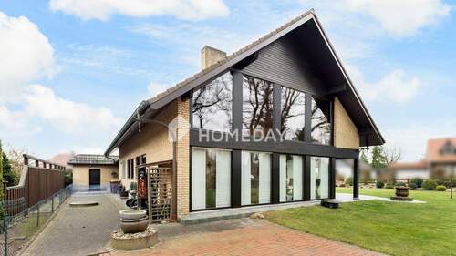 Außenansicht 1 1 - Ihr Zuhause mit viel Charme, Gallerie-Wohnzimmer, Garage & wunderschönem Garten 