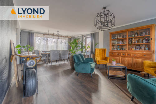 Wohnzimmer - 8 Zimmer Einfamilienhaus in Kalkar