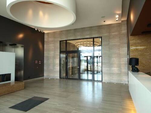 Lobby - 