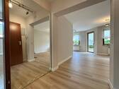 Blick zum Wohnbereich - 3 Zimmer Etagenwohnung zur Miete in Nürtingen