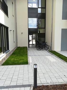 Hauseingang - Ihr idyllisches Stadtrefugium nahe der Spree - modernes Wohnen mit Balkon