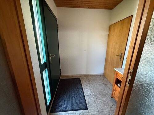 Hausflur/Eingangsbereich UG - 