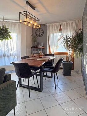 Esszimmer - 4 Zimmer Etagenwohnung zum Kaufen in Waiblingen