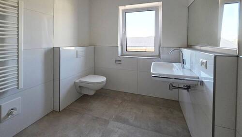 MT44 Bad Bild 1 - 3 Zimmer Etagenwohnung in Twistringen