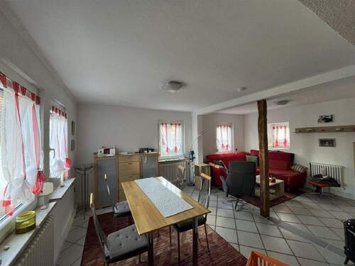 Bild1 - Charmantes Einfamilienhaus mit Nebengebäude und Scheune - liebevoll saniert und vielseitig nutzbar