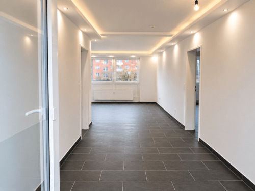 Wohnzimmer - 4 Zimmer Etagenwohnung zur Miete in Stade
