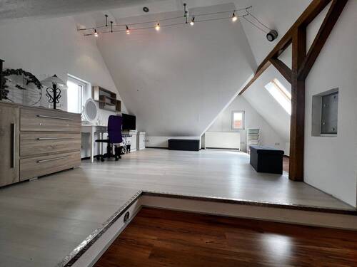 576 - Zimmer im Dachgeschoss - 