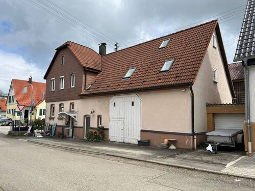 576 - Haus in Hülben - +++ Haus für Familie in Hülben - 286.000,00 EUR Kaufpreis, ca.  160,00 m² Wohnfläche