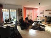 Wohnzimmer - 5 Zimmer Einfamilienhaus zum Kaufen in Schwentinental