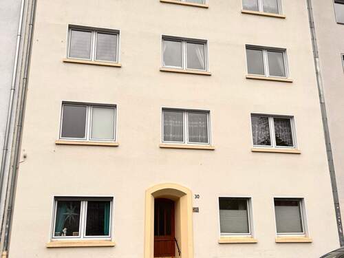 Hausansicht Fliederstr. 30.JPG - 