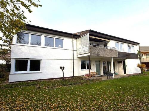 Gartenansicht - Ein Zuhause zum Durchatmen - wo Natur und Familie sich begegnen