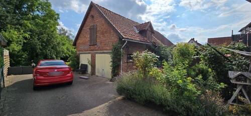 Garage - 6 Zimmer Einfamilienhaus in Stadthagen