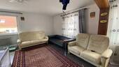 Wohnzimmer im Erdgeschoss - 9 Zimmer Mehrfamilienhaus, Wohnhaus in Oberkirch