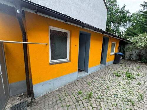 Anbau - +++ ABRISSBEDÜRFTIGES, KLEINES EFH MIT ANBAU UND HOFBEREICH FÜR DEN HANDWERKER +++