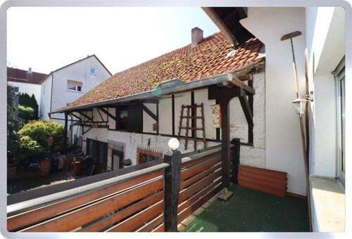 Balkon - 1 Zimmer Mehrfamilienhaus, Wohnhaus zum Kaufen in Ronneburg