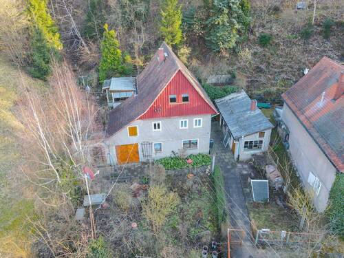 Außenansicht - +++ Idyllische Lage am Bach! - Sanierungsbedürftiges Bauernhaus in Cossebaude +++
