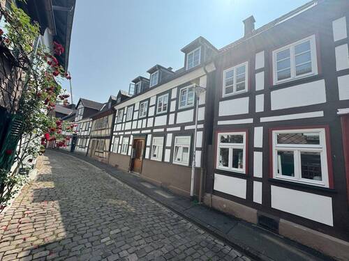 Bild 2 - 1 Zimmer Mehrfamilienhaus, Wohnhaus zum Kaufen in Holzminden