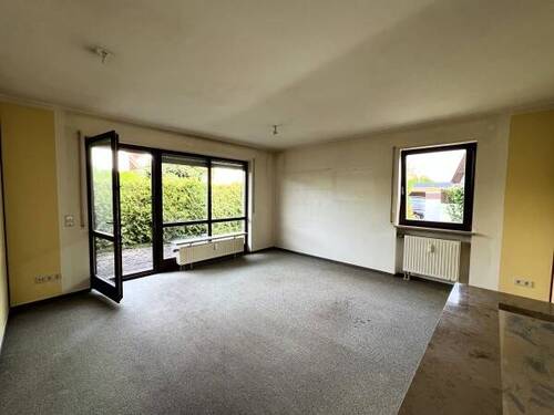 Wohnzimmer - Etagenwohnung mit 57,90 m² in Lauf zum Kaufen