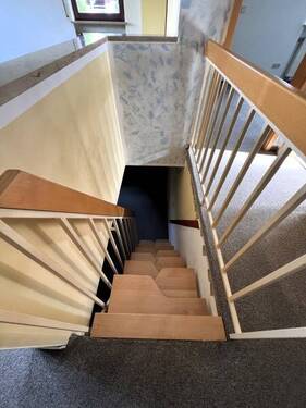 Raumspartreppe zum UG - 
