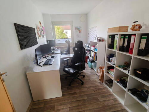 Büro/Kinderzimmer - Etagenwohnung mit 67,00 m² in Castrop-Rauxel zum Kaufen