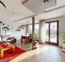 Bezugsfreies Reihenendhaus in Marienfelde - Südgarten, Terrasse & zwei Balkone - Berlin