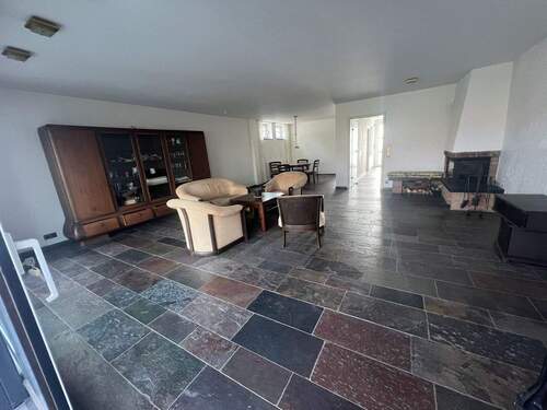 Wohnzimmer - Doppelhaushälfte mit 140,00 m&sup2; in Korschenbroich zur Miete