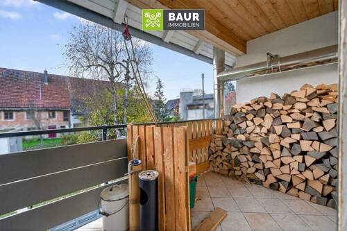 Wohnung rechts Balkon - 
