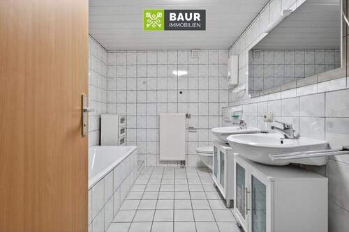 Bad DG Wohnung rechts - 