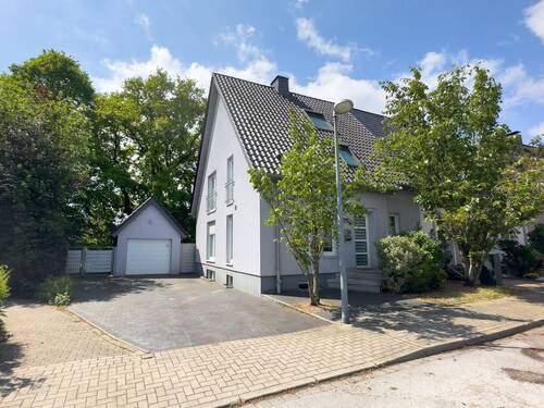Haus - Große, moderne Doppelhaushälfte in ruhiger Lage von Herten-Disteln