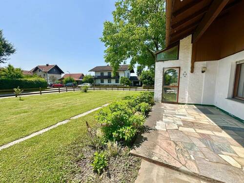 Terrasse - Mehrfamilienhaus, Wohnhaus mit 195,00 m² in Halfing zum Kaufen