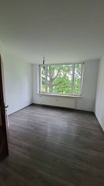 Wohnzimmer - Etagenwohnung mit 50,10 m² in Burgstädt zur Miete