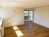 2. Wohn/Esszimmer/ Balkon - 