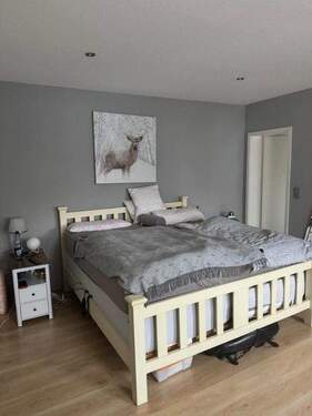 Schlafzimmer im 1-Familienhaus.jpg - 