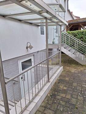 Eingang u. Kellereingang im DH - 