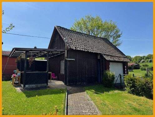 Freisitz und Garage - 