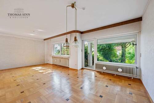 EG: Wohn-/Esszimmer - 