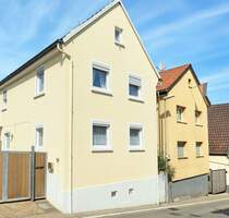 Gepflegtes, älteres Wohnhaus mit tollem Hof und großem Garten in Rauenberg-Malschenberg