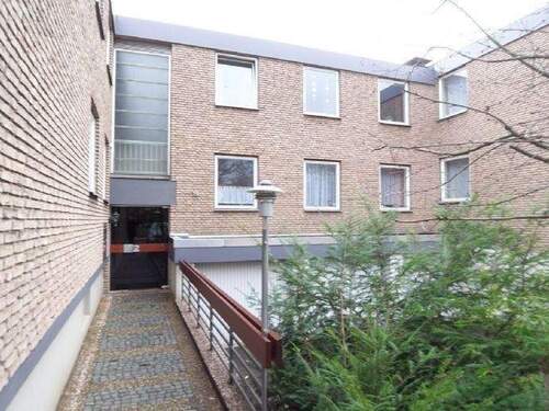 Eingangsbereich - Etagenwohnung mit 70,00 m&sup2; in Bünde zur Miete