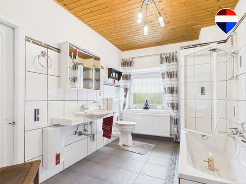 REMAX Immobilien Delux Haus in Büschfeld zu verkaufen - 